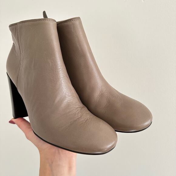 NEW Tory Burch Bowie Leather Zip Up Round Toe Ankle Bootie Brown 7.5M - Picture 2 of 6